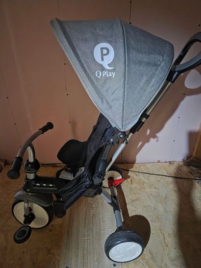 Q play trike, good condition, barely used