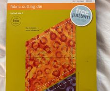 Accuquilt fabric cutting die