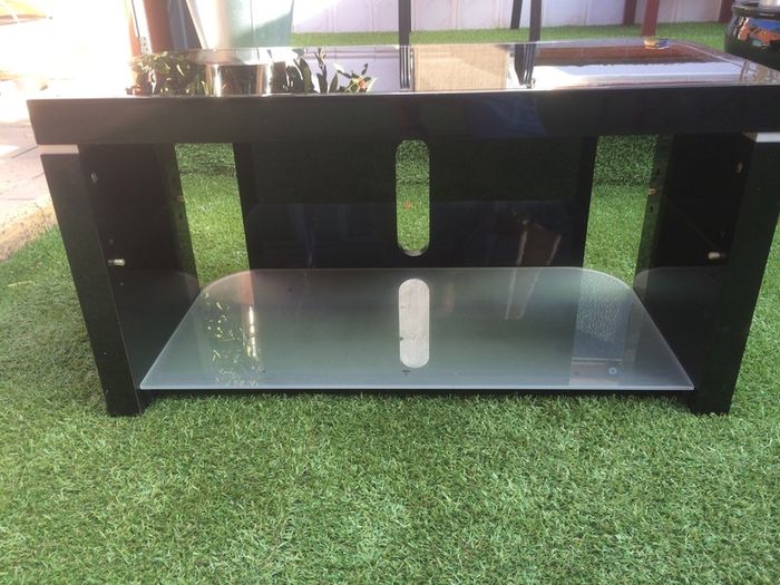 TV/Television high gloss black stand