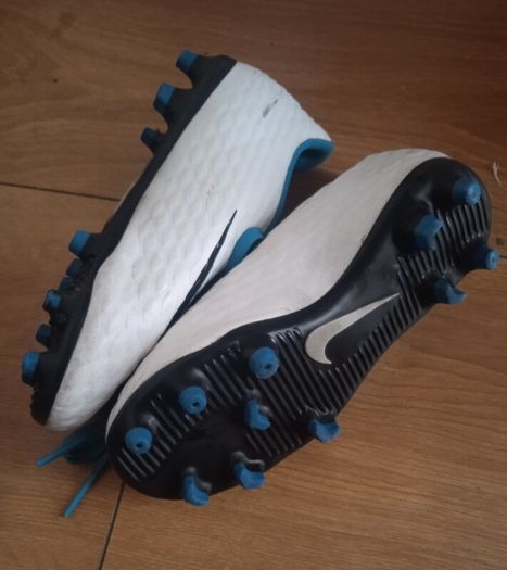 boys Nike football boots