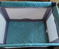 Cuggl travel cot