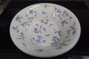 Cream with Blue Flowers &amp; leaves Bowl/Basin