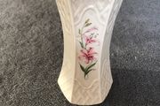 Belleek Country Trellis 7" Vase