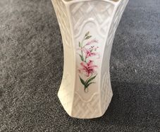 Belleek Country Trellis 7" Vase