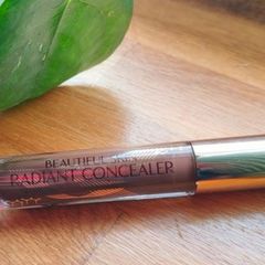 Charlotte Tilbury Charlotte Tilbury Beautiful Skin Radiant Concealer Deep 17.75