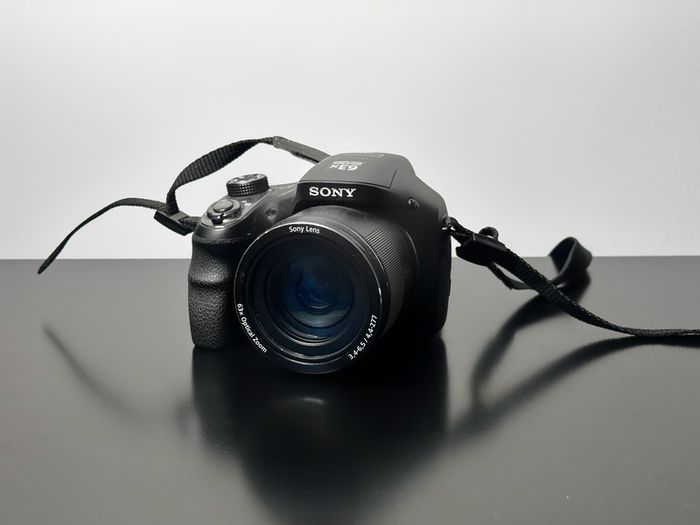 Sony Cyber - Shot DSC -H400