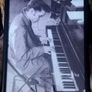 Vintage framed 1980s Jigsaws of two Legends James Dean and Elvis Presley  in very good condition made and framed great! Image 4