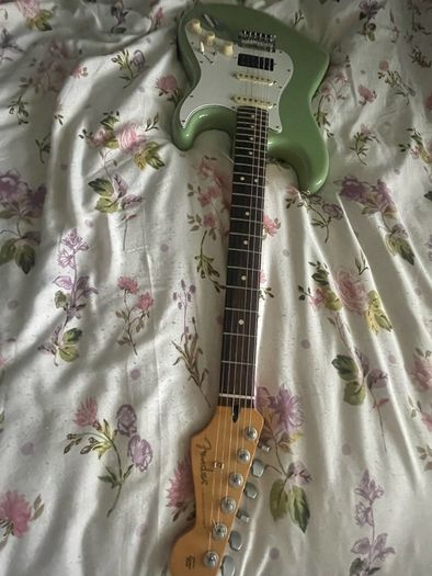 Fender player 2 Stratocaster upgraded