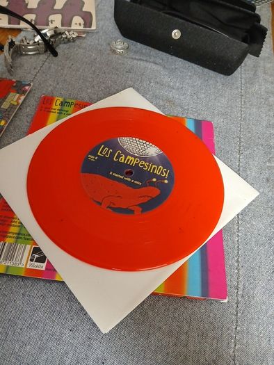 Los Campesinos 7" Red Vinyl Complete with postcards