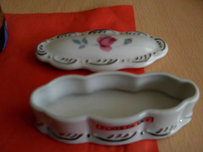 2 trinket boxes