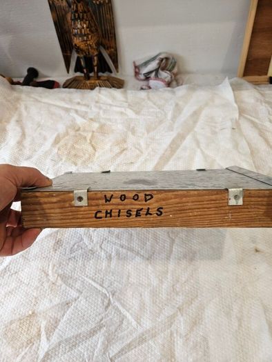 footprint made in England chisels