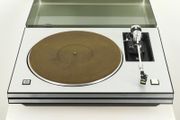 STD 305M  |  Suspended Sub-Chassis Belt-Drive Turntable
