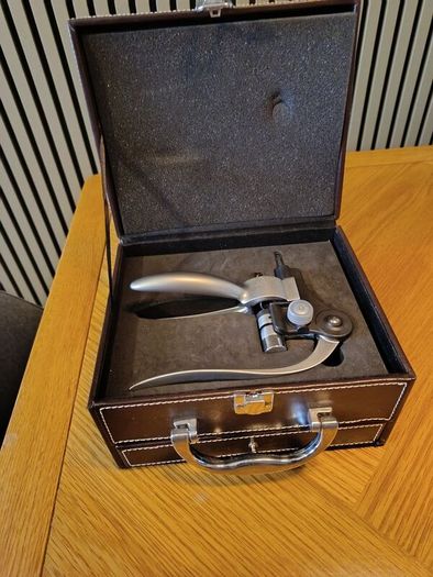 wine bottle opener