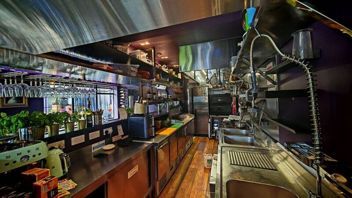 Restaurant To Rent