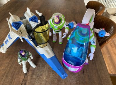 Toy Story - Buzz Lightyear toys bundle