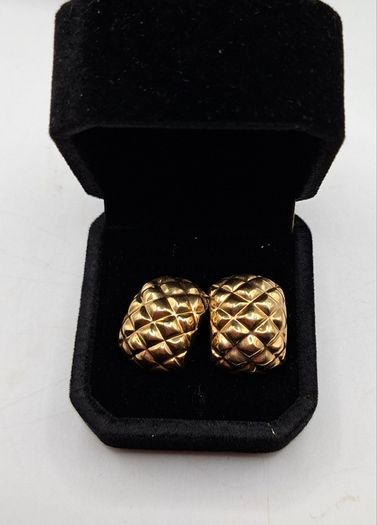9ct yellow gold earrings