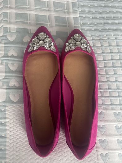 Brand New Magenta Pumps size 6