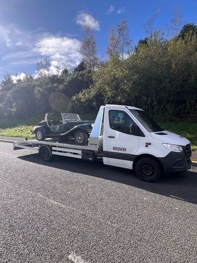 Recovery towing service