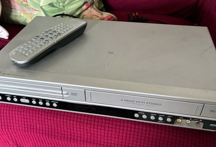 Philips DVD/ VCR Player