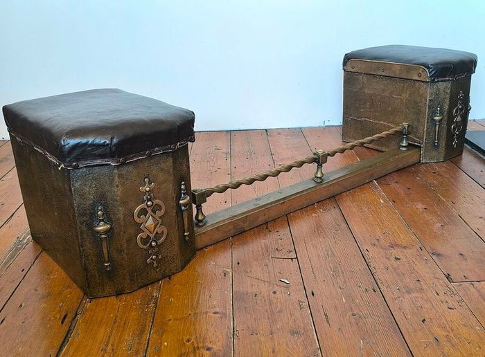Retro, vintage, antiques - Lusk