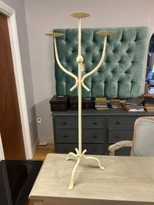 Candle holder