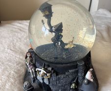 Nightmare Before Christmas snowglobe