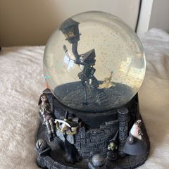 Nightmare Before Christmas snowglobe