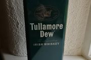 tullamore dew tin cannister