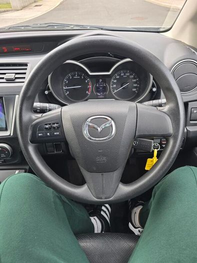 2015 Mazda Premacy