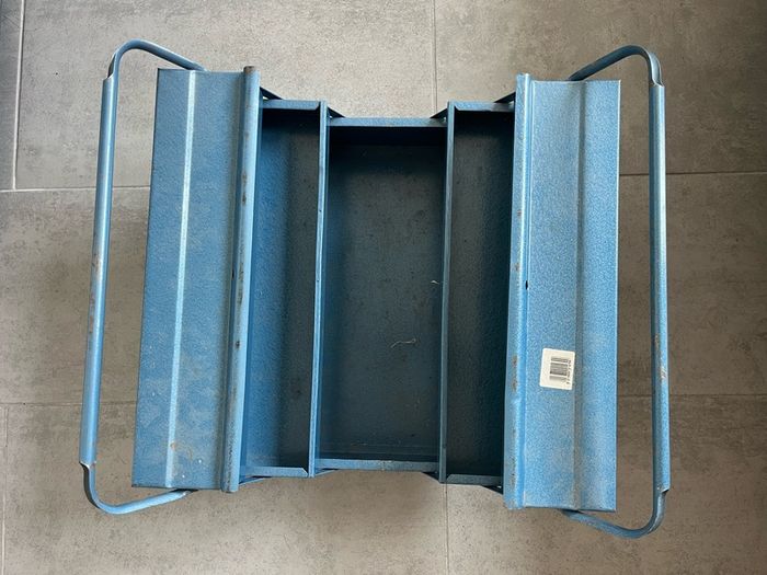 Tool box - please read the ad