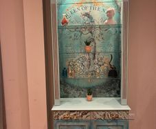 Tall Display Unit with lighting