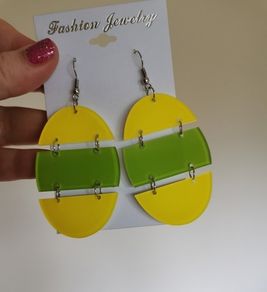 Retro Style Earrings - nice gift