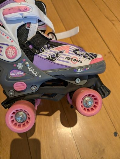 Adjustable Kids Roller Skates (SENHAI Size 1-4)