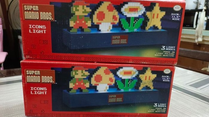 Super Mario Bros Icons Light / Lamp [ BRAND NEW BOXED ] [Collection Or Postage]