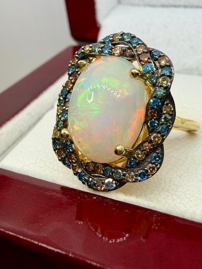 Diamond  Halo Statement Ring