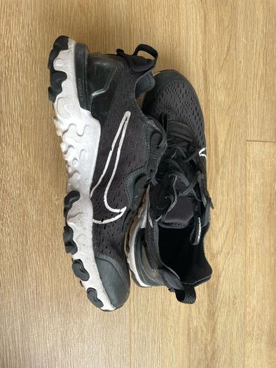 nike  black D/MS/X react