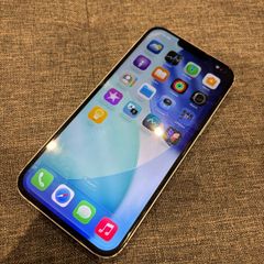iPhone 14 Plus