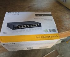 NETGEAR Prosafe 8port mini switch