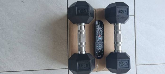 3xbrand new hex dumbbell sets