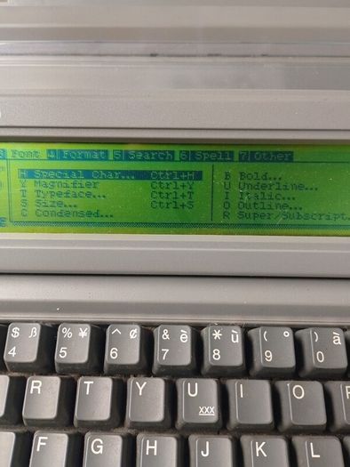 Sharp FW-500 font writer word processor