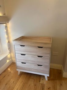 Mamas and Papas Chest of Drawers with baby changing top