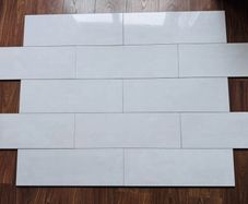 Floor and wall tiles glossy 16 boxes 17.28 square meters