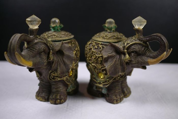 ornaments and figurines