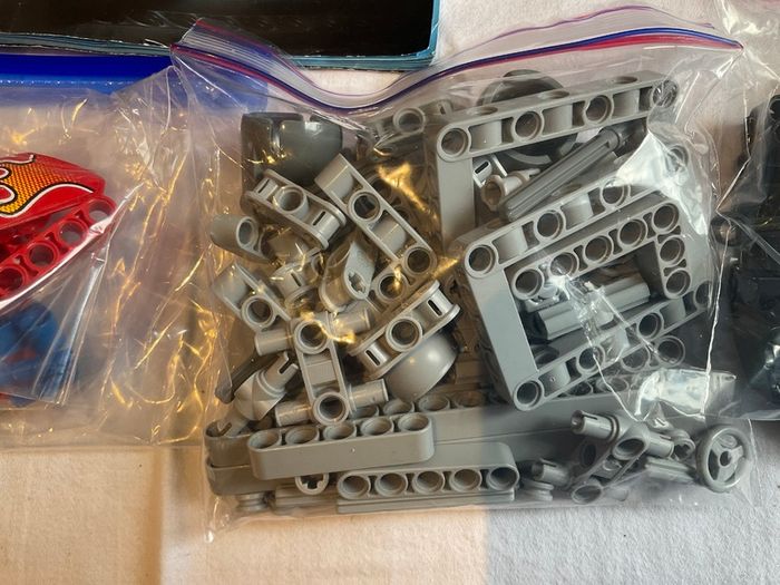 Lego Technic - 2 models in 1 - 42005