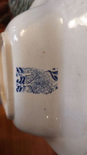 Fabulous Antique Blue and White Transferware Willow Pattern Large Lidded Tureen/Vegetable Dish For Display, Unknown Maker, Most Likely Staffordshire Made