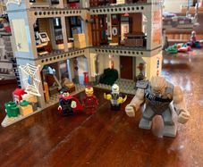 Lego Sanctum Santorum Showdown 76108