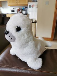 White seal microwave heating warmer