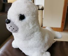 White seal microwave heating warmer