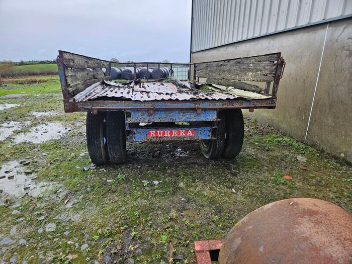 Eureka Tipping Trailer