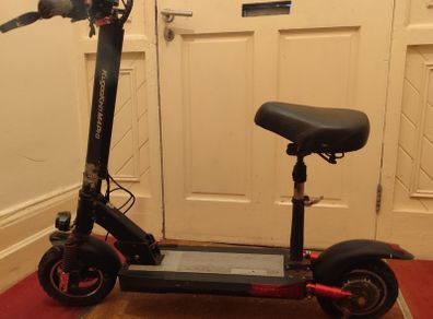 Kugoo Kirin M4 Pro. Needs TLC / Spares or Repair, Bargain